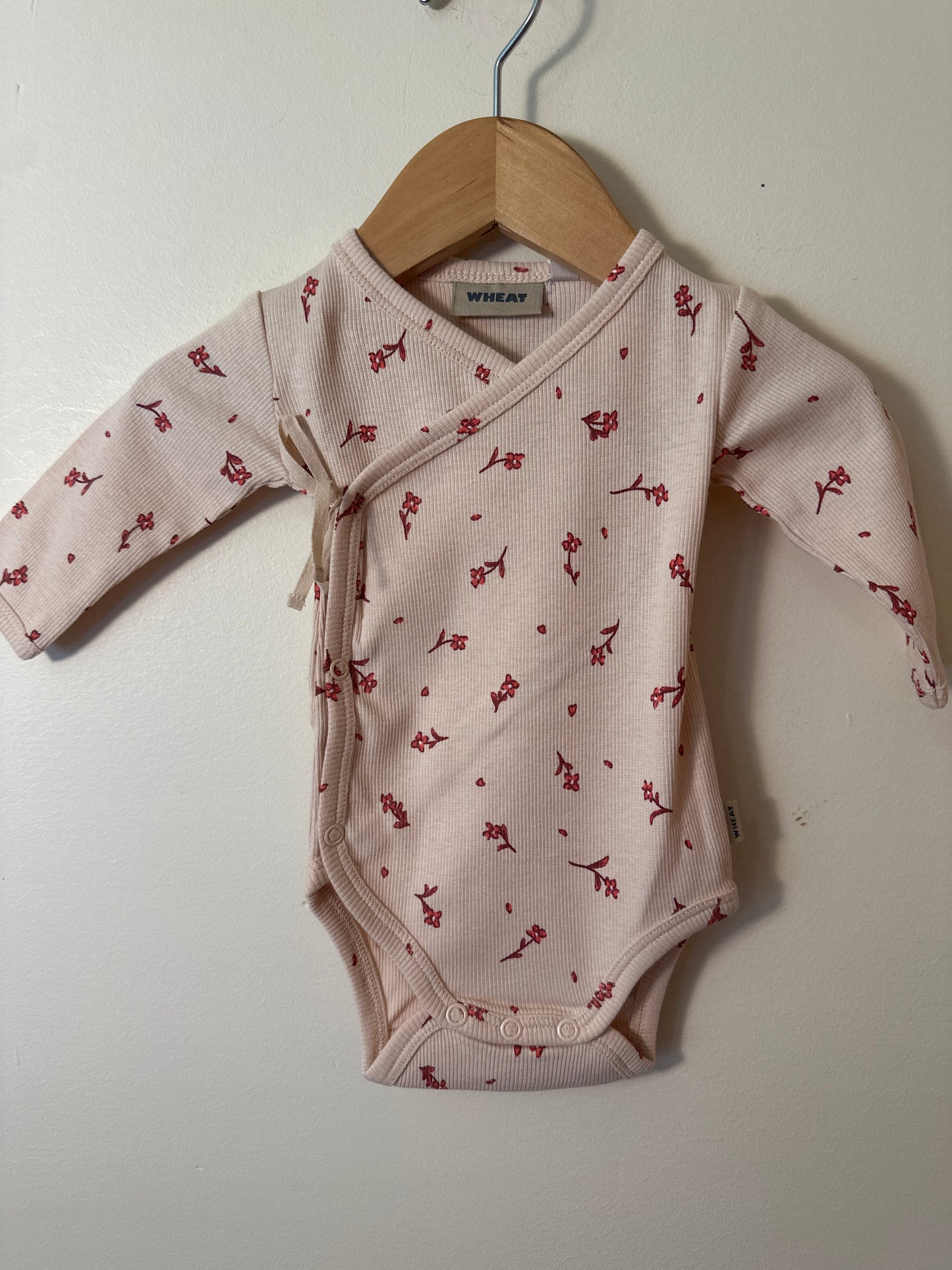Wheatkids onesie 0m