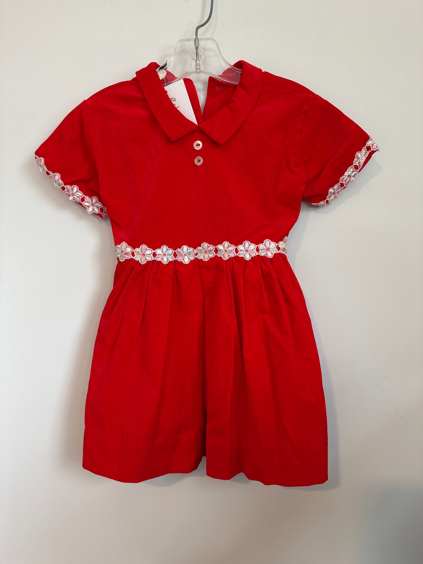Vintage dress tag says 3 but fits like 2-4