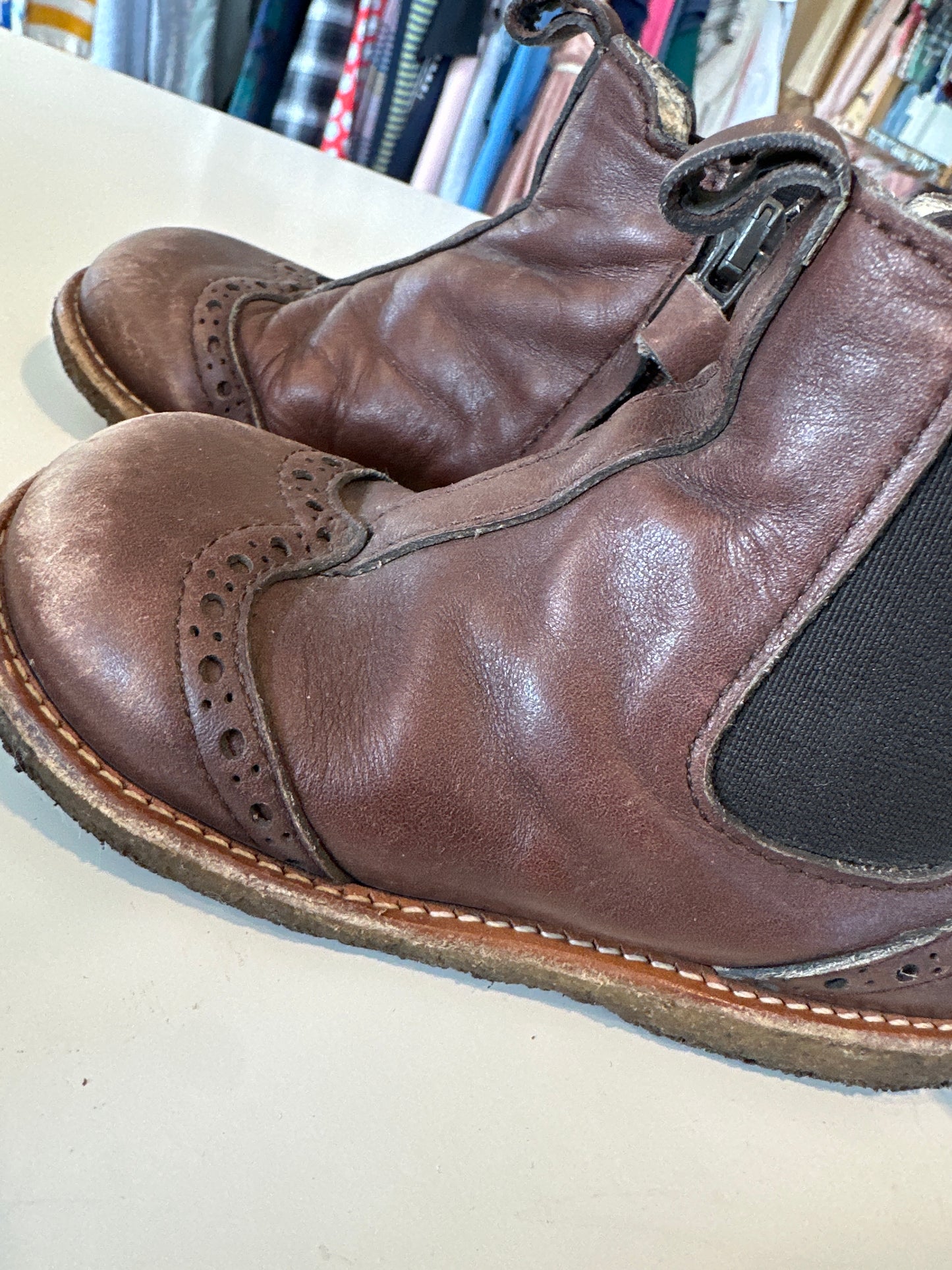 Angulus boots eu 24