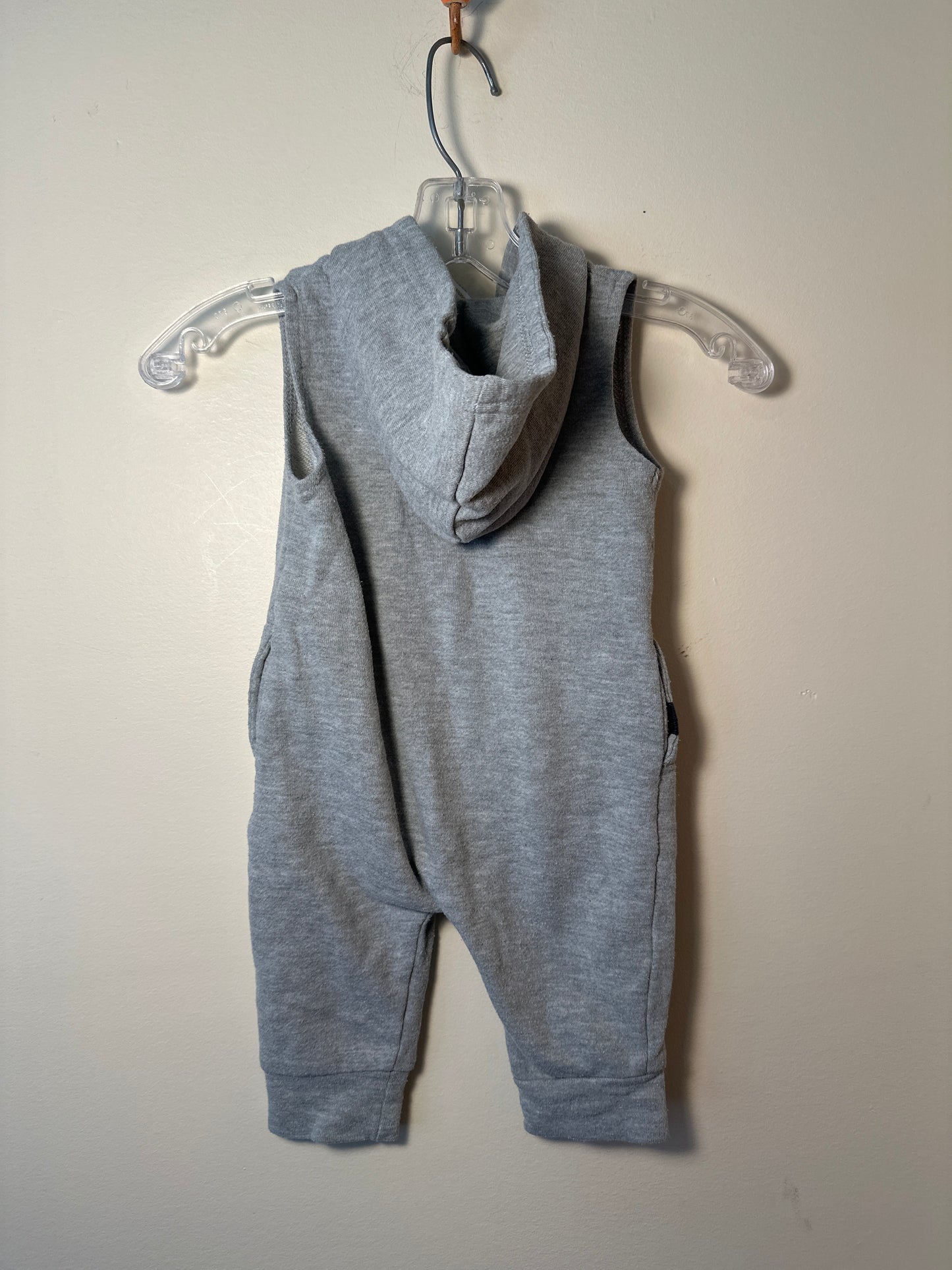 Kardashian romper 9m