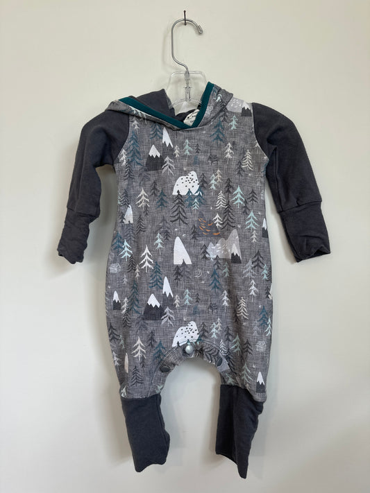 3-9 H&M caribou kids