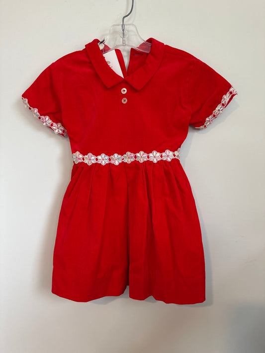 Vintage dress tag says 3 but fits like 2-4