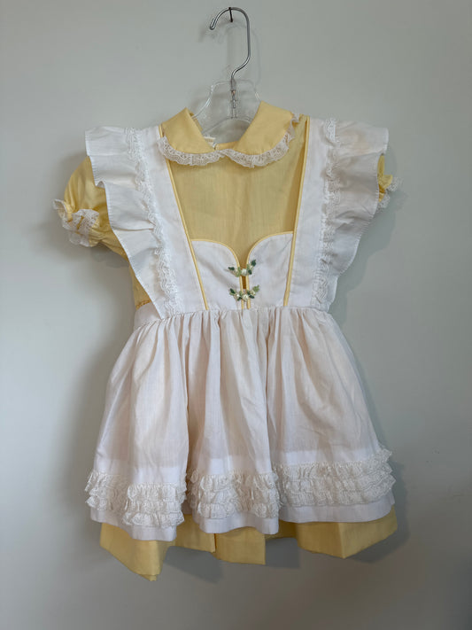 Vintage dress tag says 4 but fits like 2-4