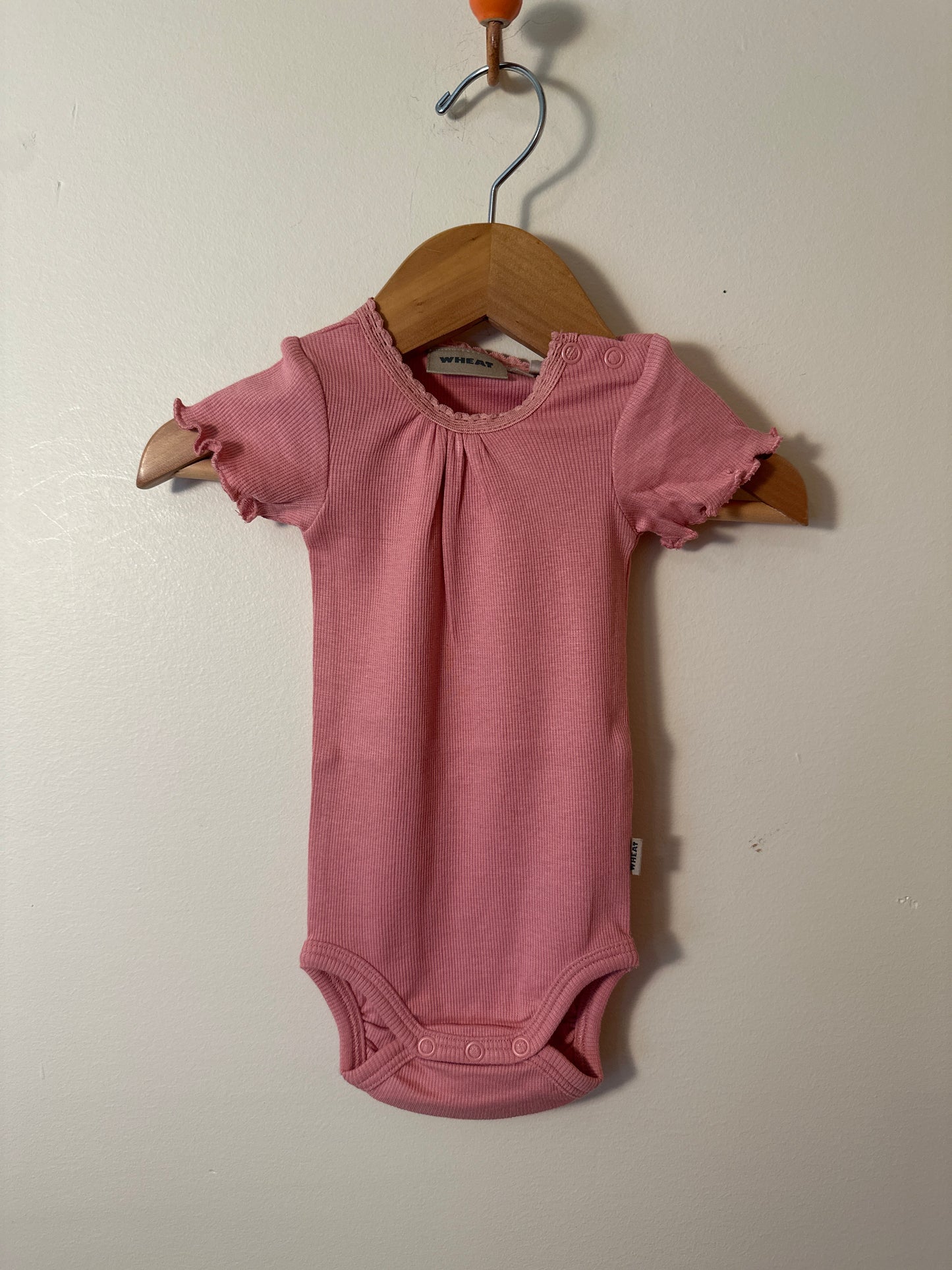 () Wheatkids onesie 3m