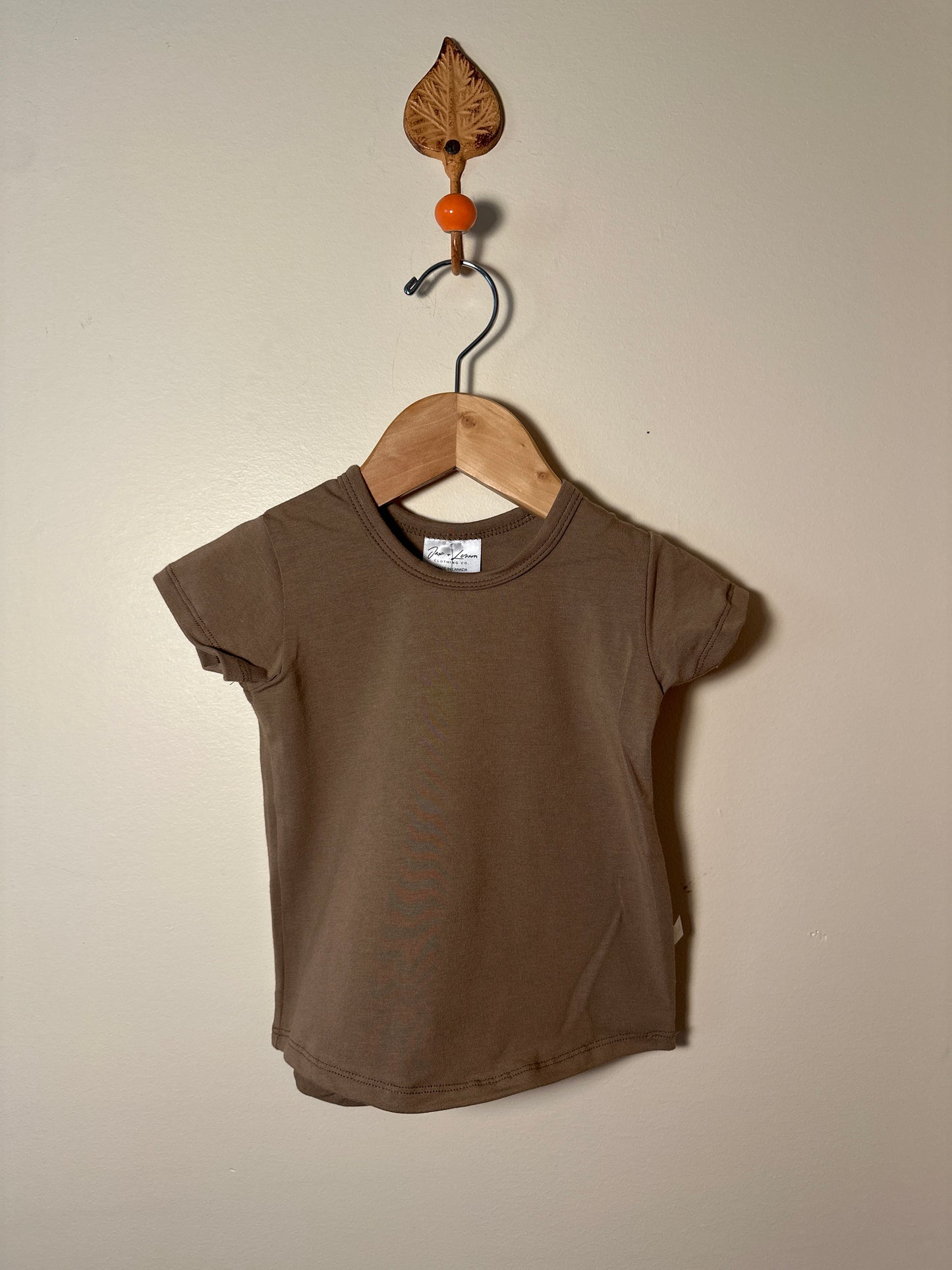 Jax & lennon Basic Tee Oak