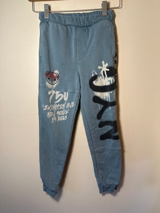 Zara  8y