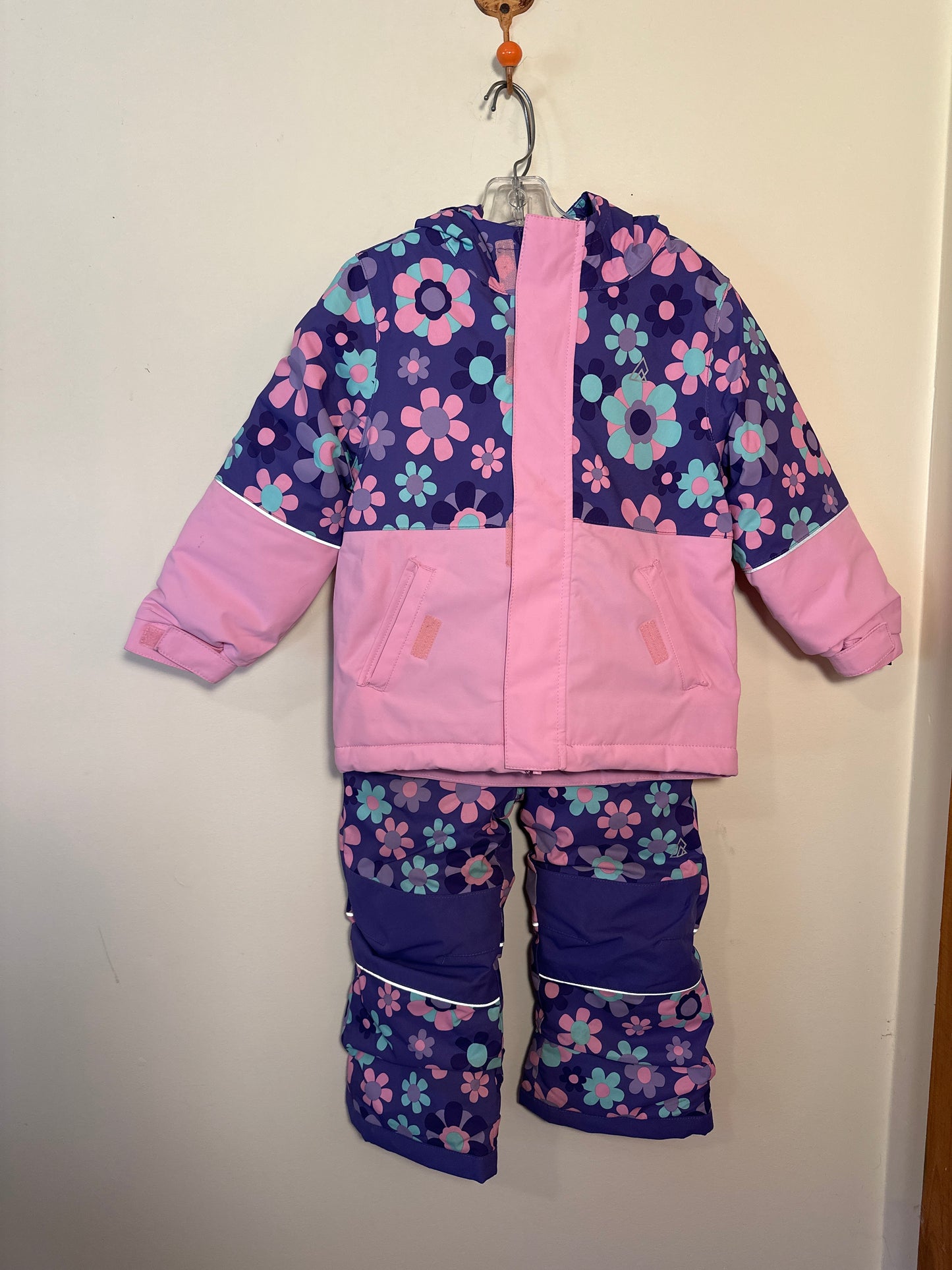 4T ripzone snow suit set